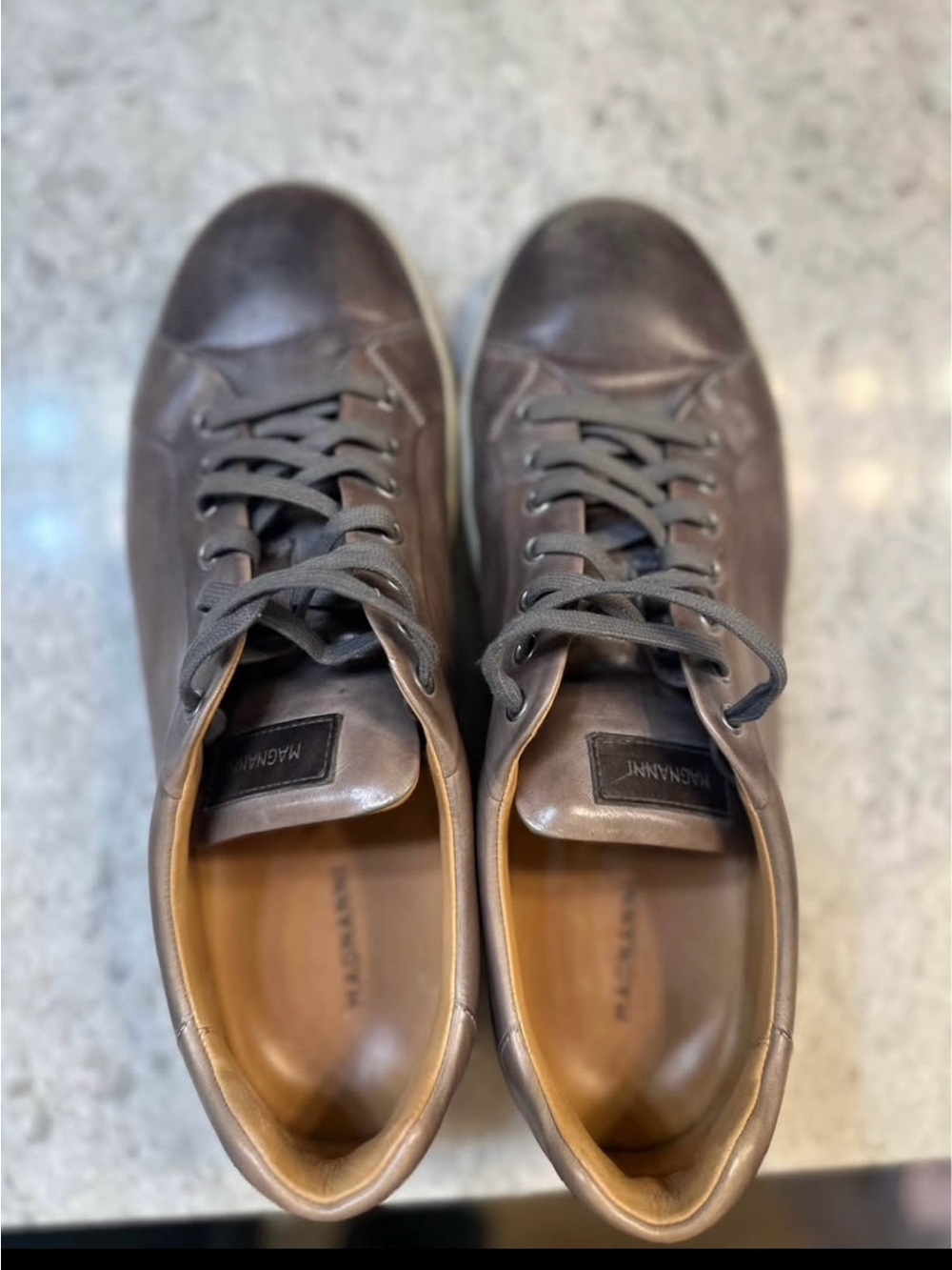 Magnanni Dark Brown Leather Lace-Up Sneakers